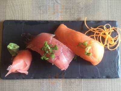 Daisuki Satélite Sushi & Burgers