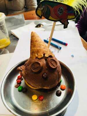 Crepes & Waffles Oasis