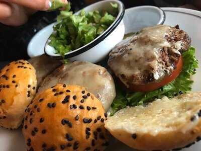 Butchers And Sons Pedregal