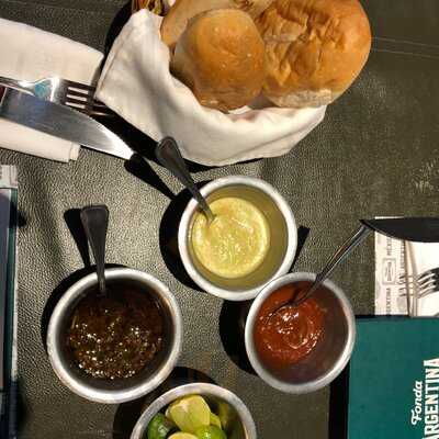 Fonda Argentina Nápoles