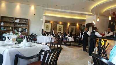 Vivant Restaurante & Bar