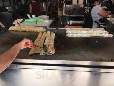 Los Machetes De Amparito