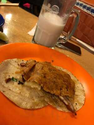 Taqueria La Auténtica Deliciosos!