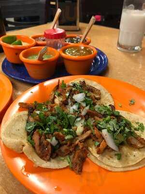 Taqueria La Auténtica Deliciosos!