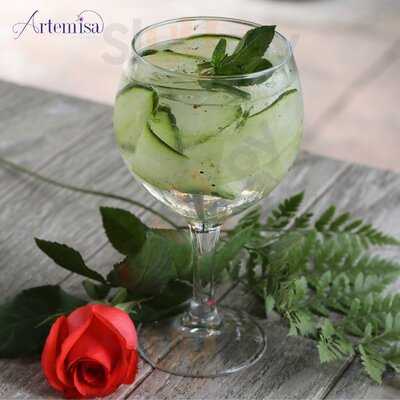 Artemisa Flower Bar