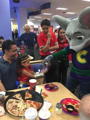 Chuck E. Cheese's