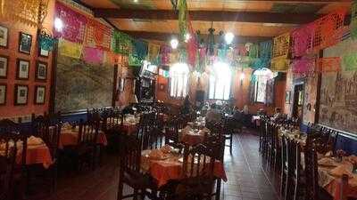 El Meson De Villa Serrano