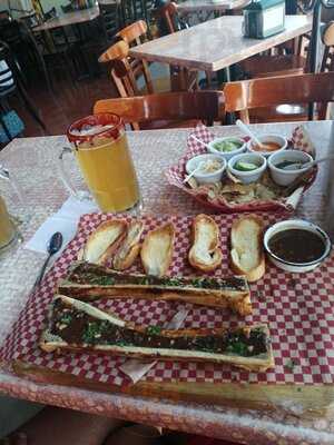 El Carnal Comida Mexicana