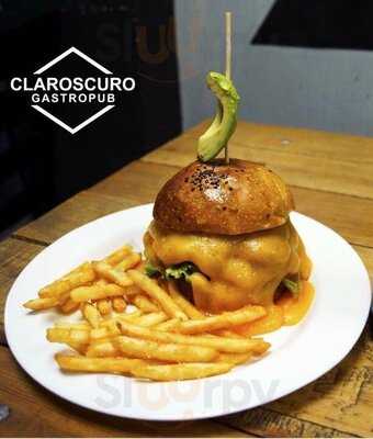 Claroscuro Gastropub