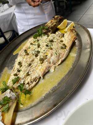 Estiatorio Nostos (lomas De Chapultepec)