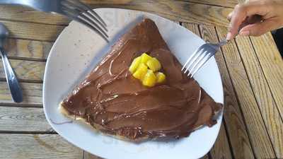 Piel Morena, Cafeteria De Barrio