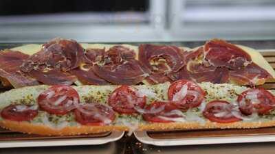 Baguettes Gourmet & Charcutería Hinojosa