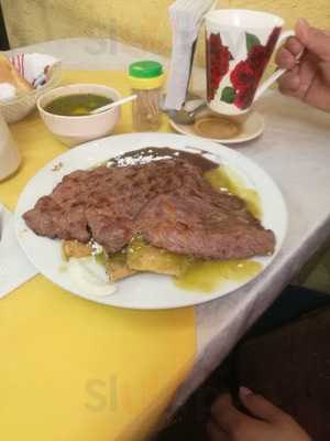 Restaurante El Gallo De Oro