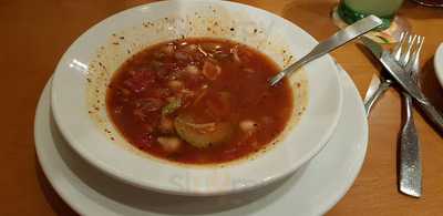 Olive Garden Patio Universidad