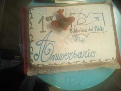 Biblioteca Del Piloto Café