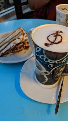 Biblioteca Del Piloto Café