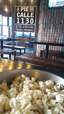 A Pie De Calle