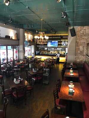 Papa Bill's Saloon - Rio Lerma