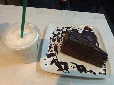 Starbucks Campos Eliseos
