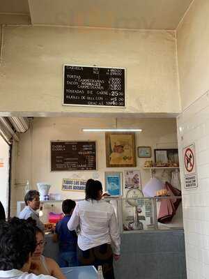 La Casa De Los Lechoncitos Al Horno