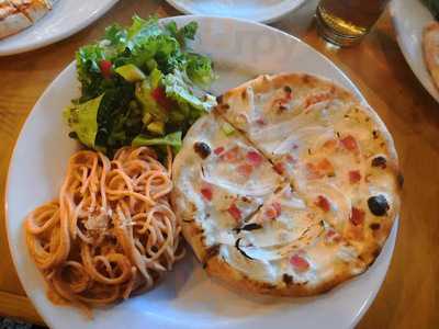 Fratello / Pizza A La Leña