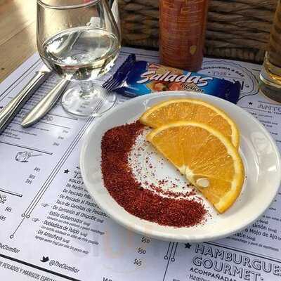 The Clam Marisqueria & Bar