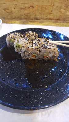 Moji Sushi