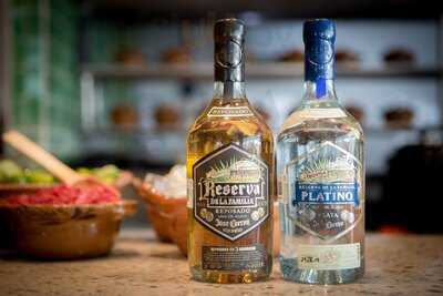 Los Panchos Terraza Palacio Santa Fe