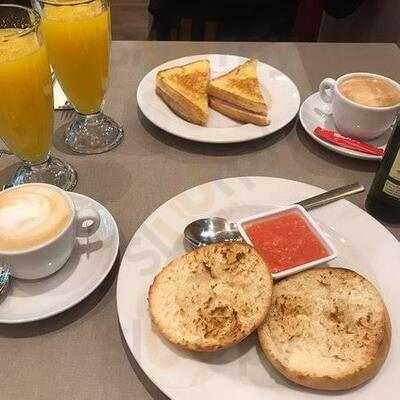 Los Bisquets De Obregon