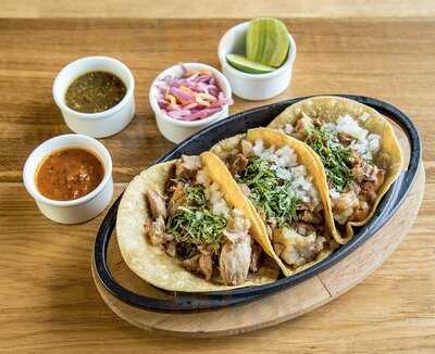 Cranker Sports Bar Santa Fe