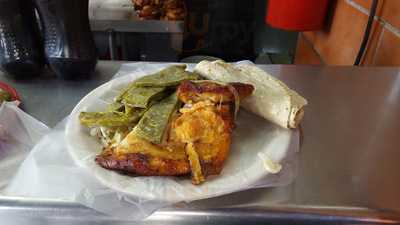 Tacos De Pollo Rostizado