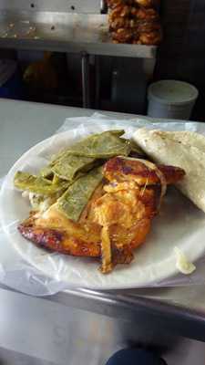 Tacos De Pollo Rostizado