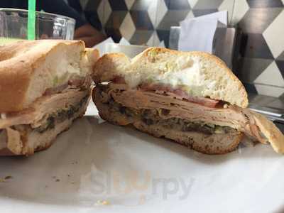 Loncheria La Favorita