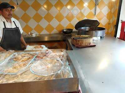 Taqueria Con Servicio De Bar La Cabana