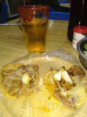 Taqueria Con Servicio De Bar La Cabana