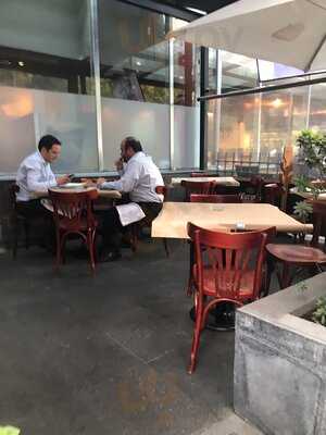 La Bodega De Las Lomas