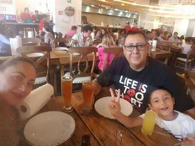 El Chuletas Southern Table & Bar