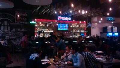 Shakey's