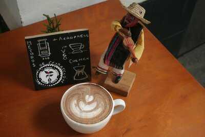 Yolkan Barra De CafÉ