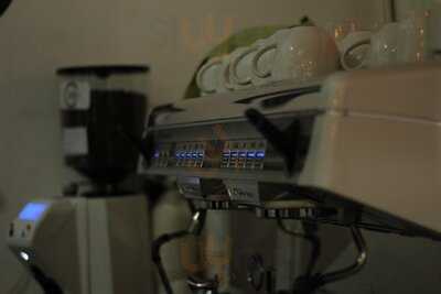 Yolkan Barra De CafÉ