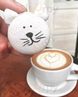 Sweet Berry Bakery & Cafe