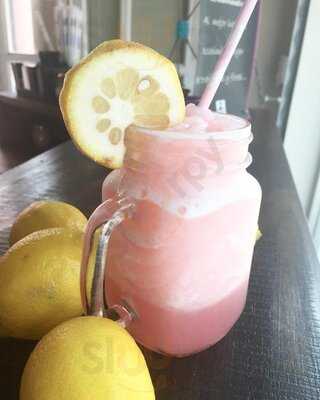 Sweet Berry Bakery & Cafe