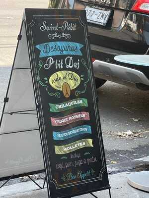 Saint-pétit Café Et Patisserie