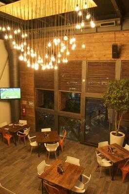 Penélope Tacos De Mar & Bar