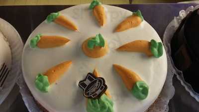 Gino´s Pasticceria Ejercito Nacional