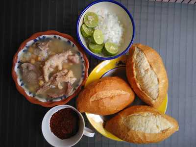 Caldos De Gallina La Guera