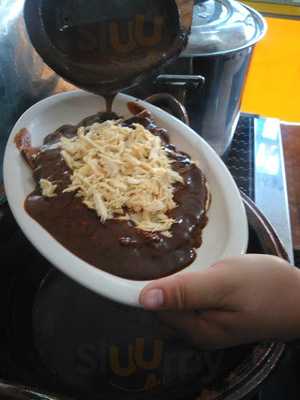 Caldos De Gallina La Guera