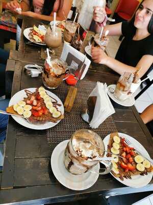 Delights Coffee & Restaurant