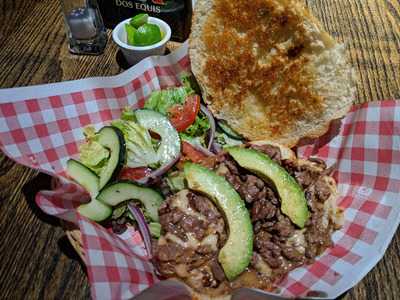 La Cerveceria De Barrio