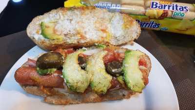 Veganísimo Loncheria Vegana